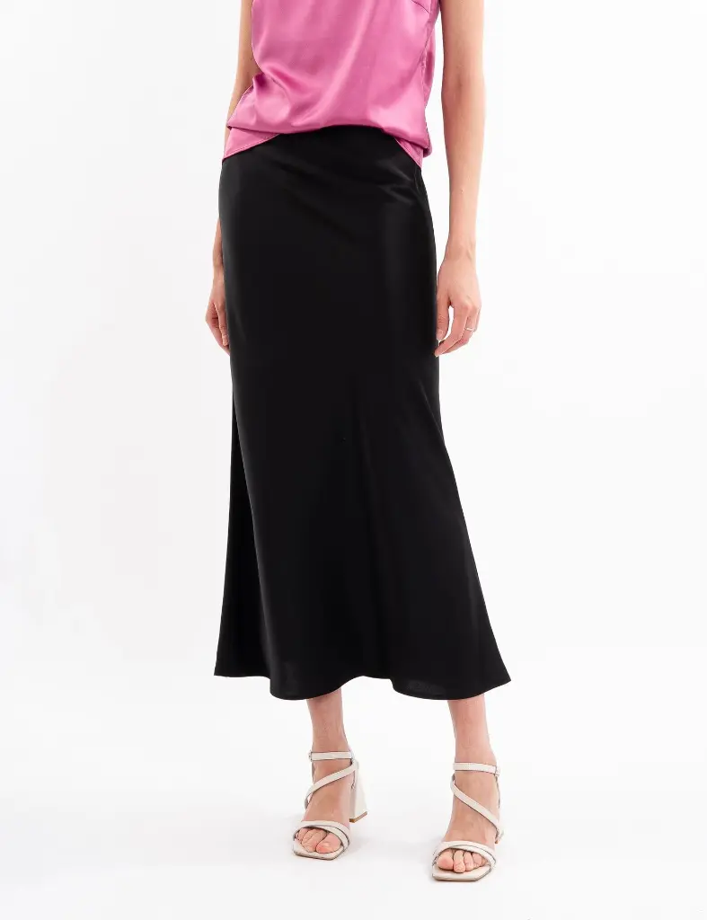 black-silk-maxi-skirt-6.webp